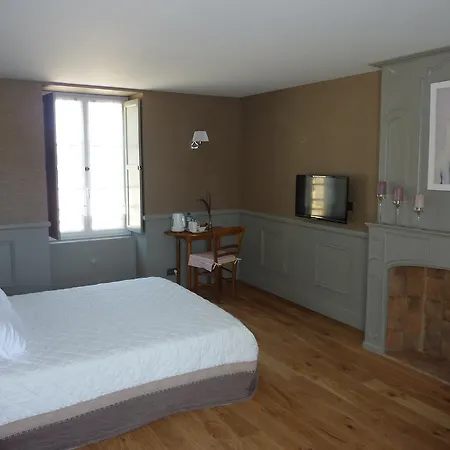 Gentilhommière De La Grande Toutenais Bed & Breakfast *